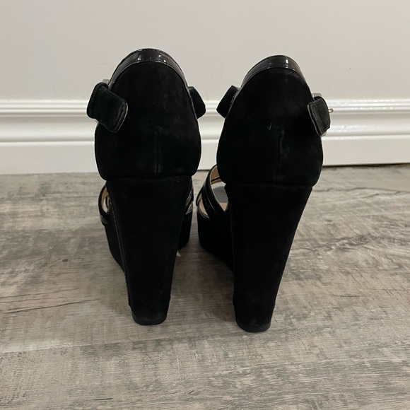 BCBG Paris suede wedges - Picture 3 of 8